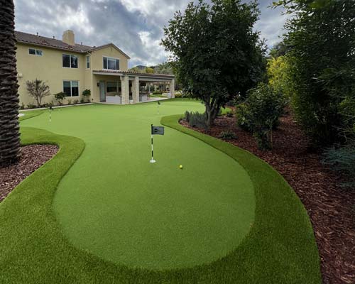 Artificial Putting Green Pros